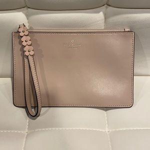Kate Spade Nude Wristlet
